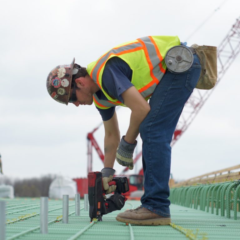 RB611T vs. RB443T: Choosing the Right Max Rebar Tying Tool for Your Project RB443T TwinTier MAX USA